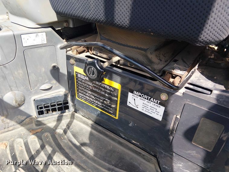 image for item EF1047 2020 John Deere 60G mini excavator