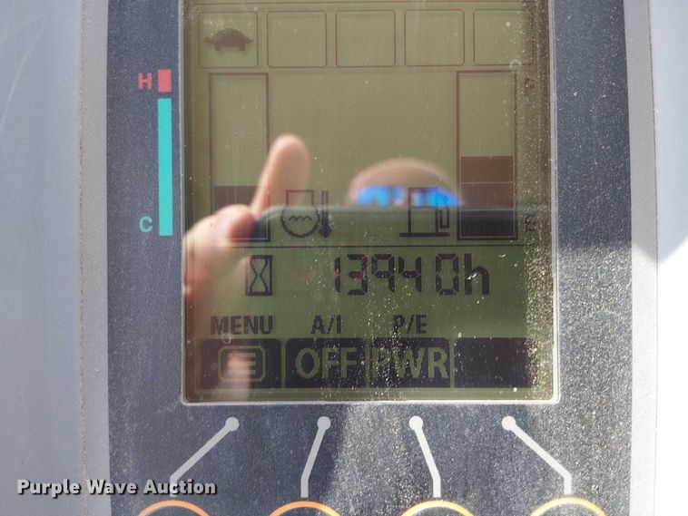 image for item EF1047 2020 John Deere 60G mini excavator