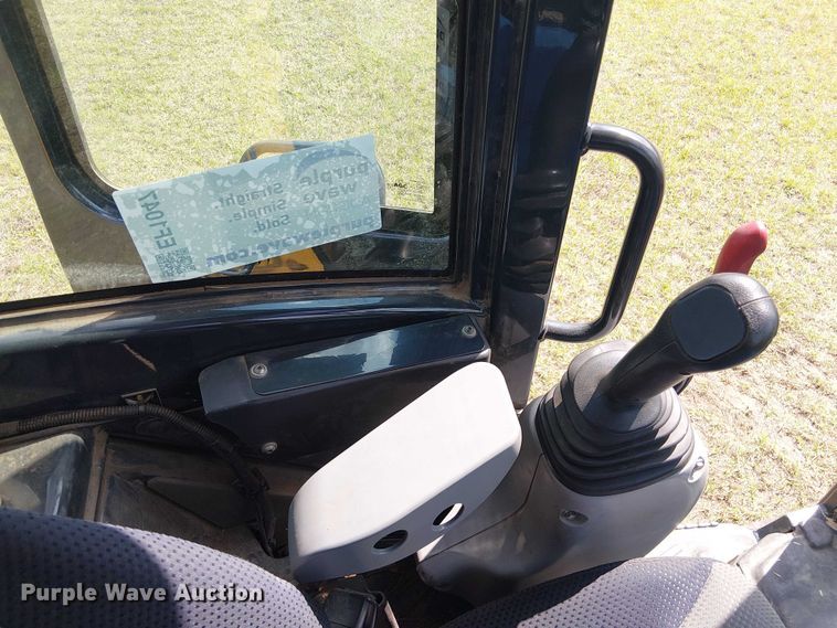 image for item EF1047 2020 John Deere 60G mini excavator