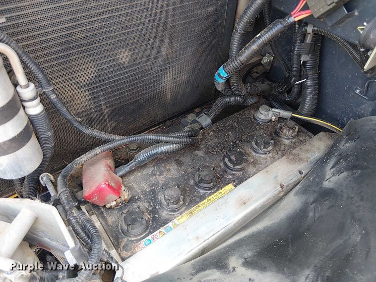 image for item EF1047 2020 John Deere 60G mini excavator