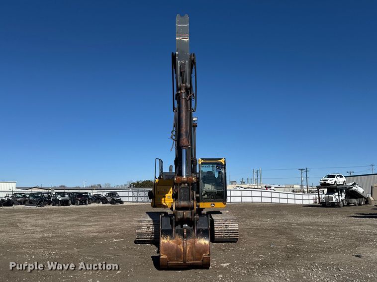 image for item EF6073 2014 John Deere 250G LC excavator