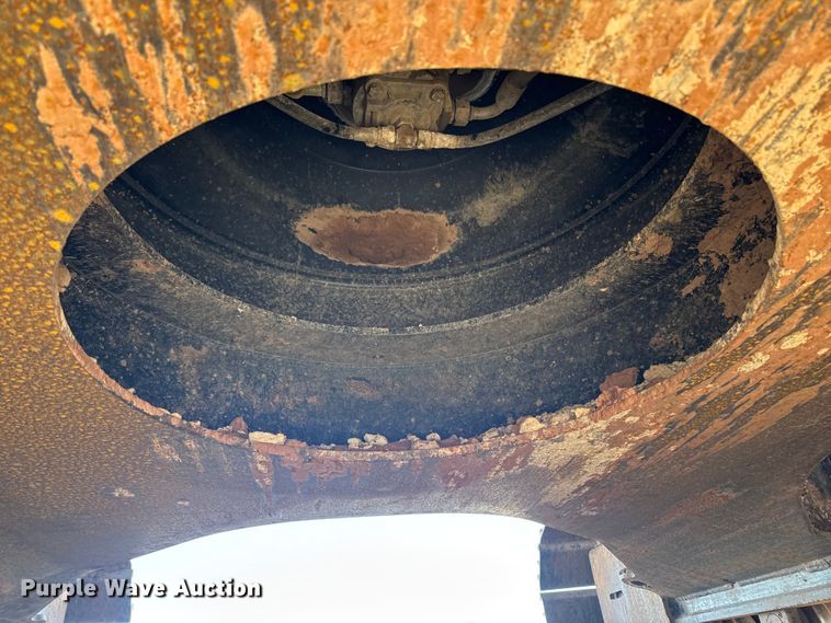 image for item EF6073 2014 John Deere 250G LC excavator