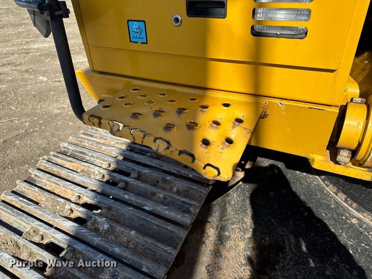 image for item EF6073 2014 John Deere 250G LC excavator