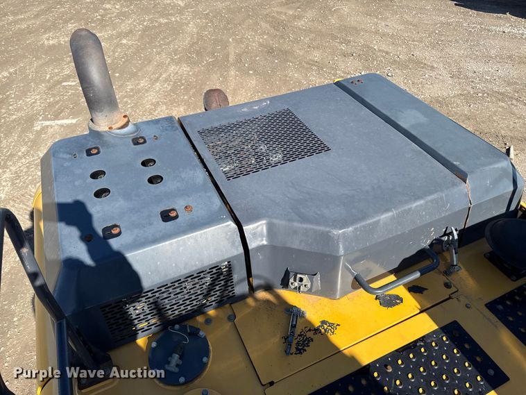 image for item EF6073 2014 John Deere 250G LC excavator