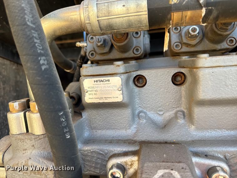 image for item EF6073 2014 John Deere 250G LC excavator