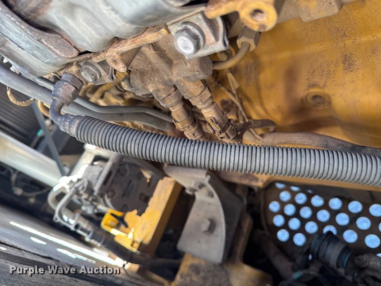 image for item EF6073 2014 John Deere 250G LC excavator