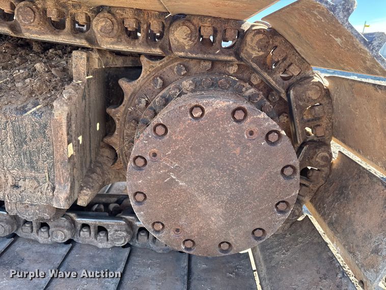 image for item EF6073 2014 John Deere 250G LC excavator