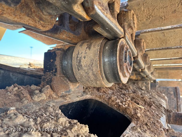 image for item EF6073 2014 John Deere 250G LC excavator