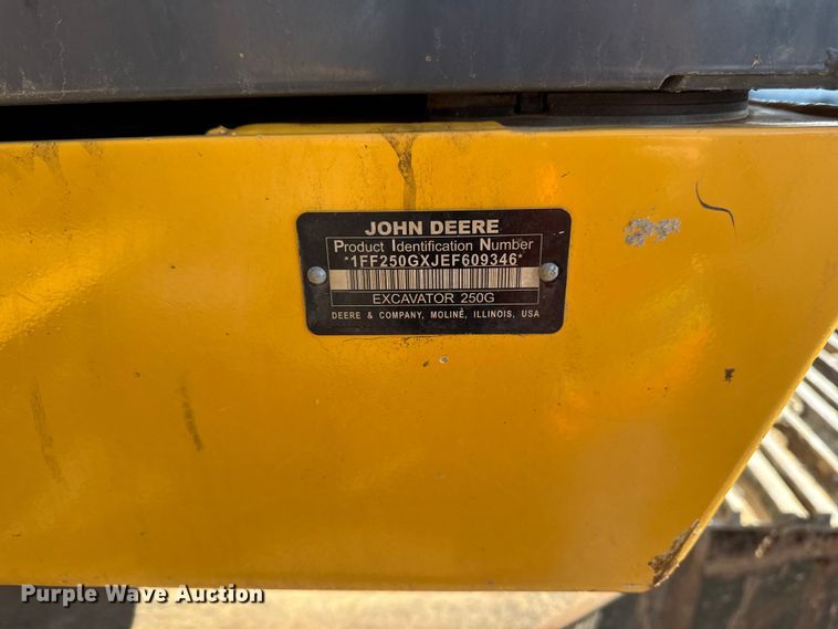 image for item EF6073 2014 John Deere 250G LC excavator