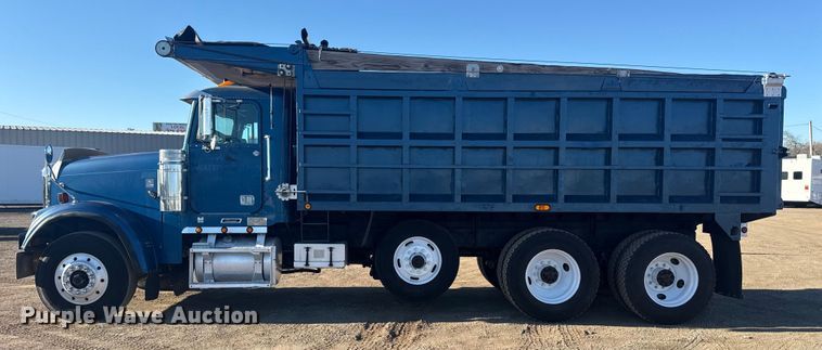 image for item EG2061 2000 Freightliner Classic dump truck