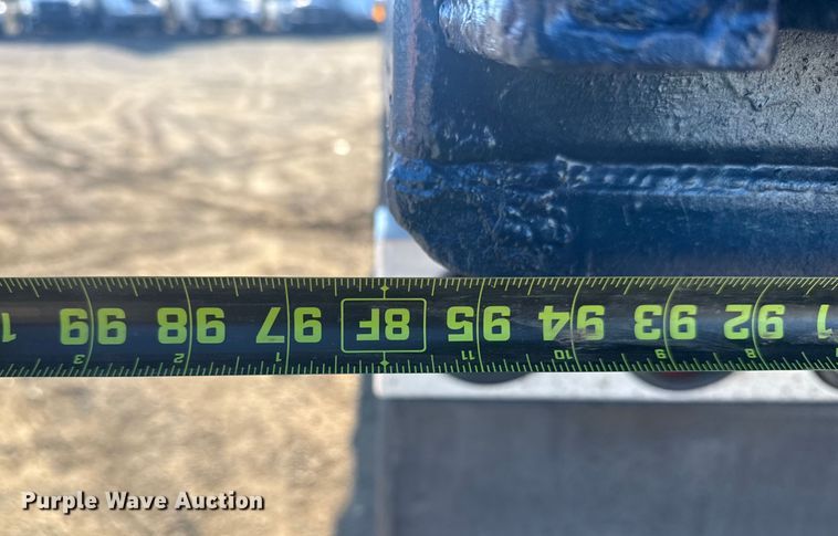 image for item EG2061 2000 Freightliner Classic dump truck