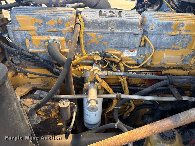 image for item EG2061 2000 Freightliner Classic dump truck