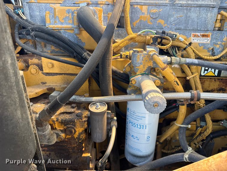 image for item EG2061 2000 Freightliner Classic dump truck