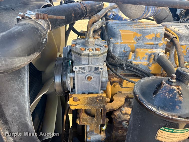 image for item EG2061 2000 Freightliner Classic dump truck
