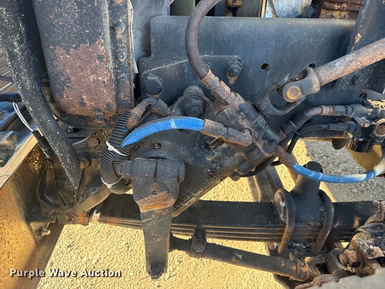image for item EG2061 2000 Freightliner Classic dump truck