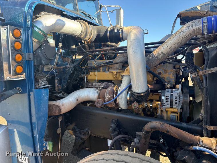image for item EG2061 2000 Freightliner Classic dump truck