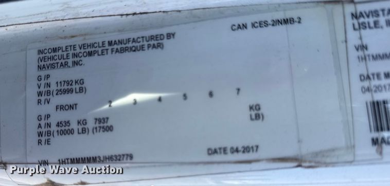 image for item EG2156 2018 International 4300 flatbed truck