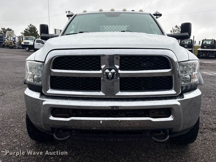 image for item EG2157 2016 RAM 4500HD Crew Cab flatbed pickup truck