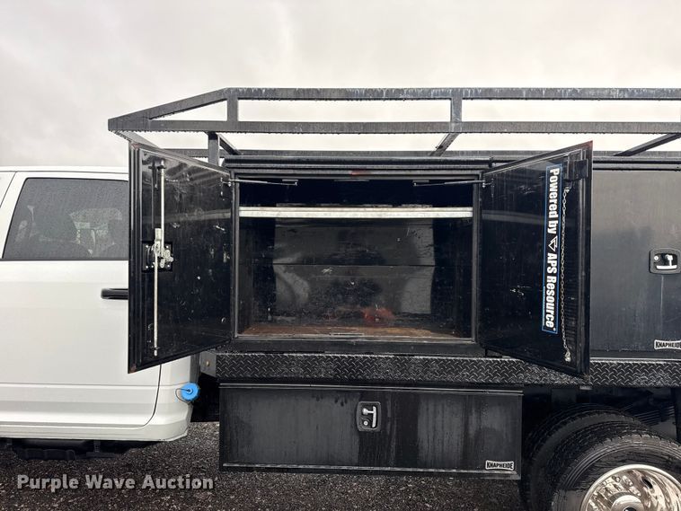 image for item EG2157 2016 RAM 4500HD Crew Cab flatbed pickup truck