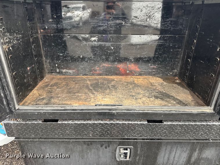 image for item EG2157 2016 RAM 4500HD Crew Cab flatbed pickup truck