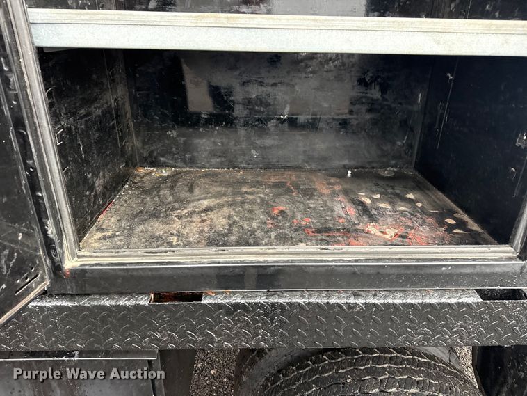 image for item EG2157 2016 RAM 4500HD Crew Cab flatbed pickup truck