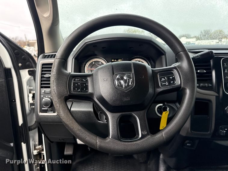 image for item EG2157 2016 RAM 4500HD Crew Cab flatbed pickup truck