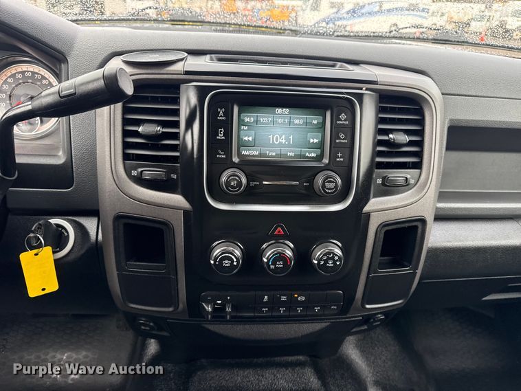 image for item EG2157 2016 RAM 4500HD Crew Cab flatbed pickup truck