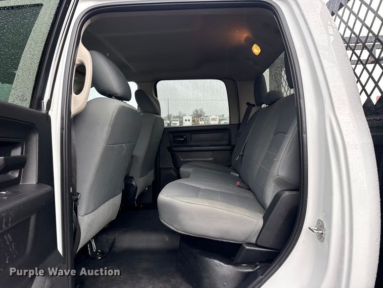 image for item EG2157 2016 RAM 4500HD Crew Cab flatbed pickup truck