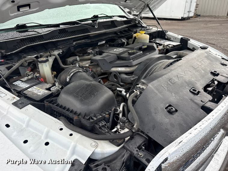 image for item EG2157 2016 RAM 4500HD Crew Cab flatbed pickup truck