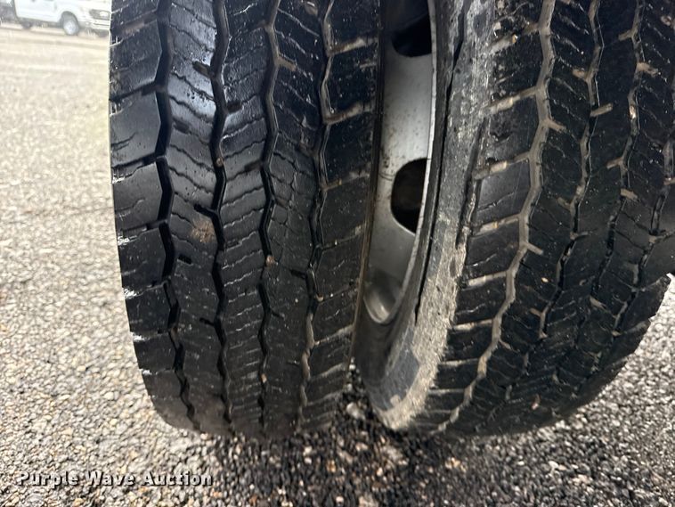 image for item EG2157 2016 RAM 4500HD Crew Cab flatbed pickup truck