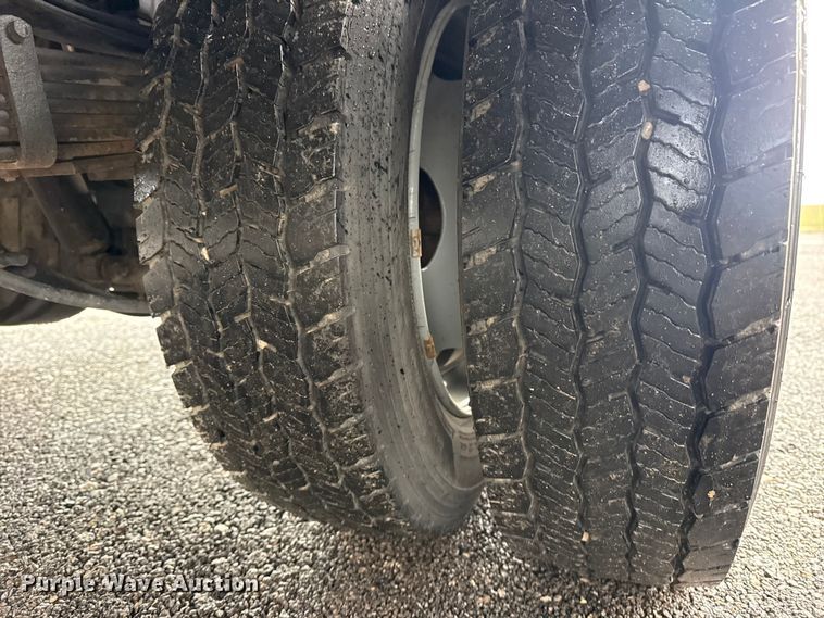 image for item EG2157 2016 RAM 4500HD Crew Cab flatbed pickup truck