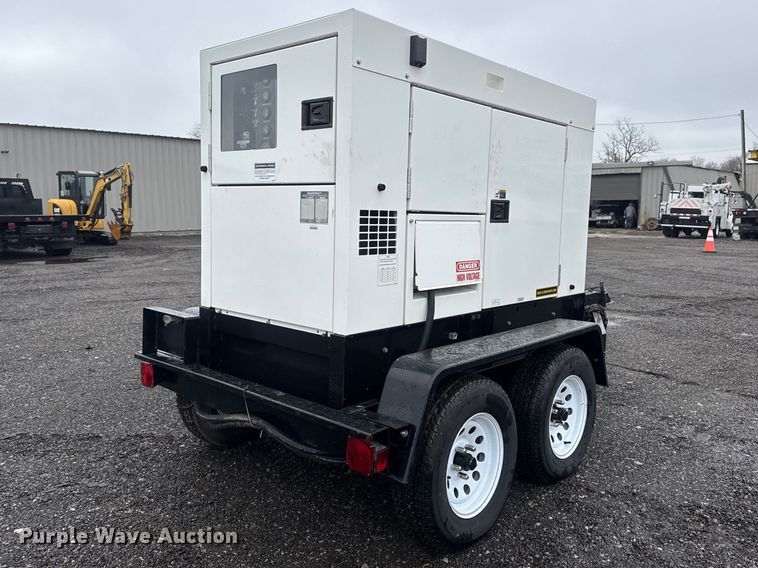 image for item EG2160 2004 Mighty Mover trailers DCA-45USI generator