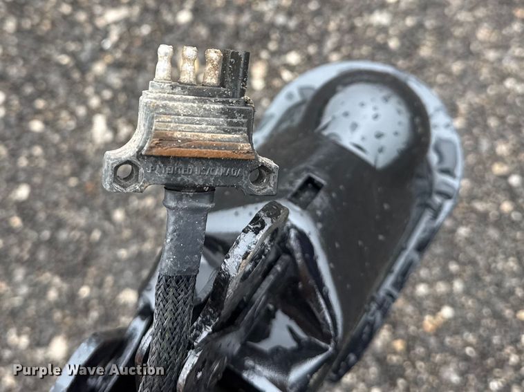 image for item EG2160 2004 Mighty Mover trailers DCA-45USI generator