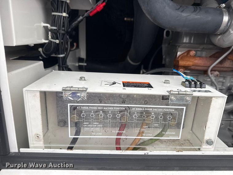 image for item EG2160 2004 Mighty Mover trailers DCA-45USI generator