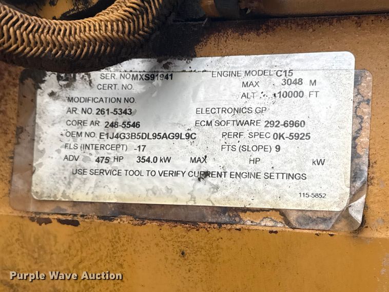 image for item EG8841 2007 Peterbilt 357 tank truck