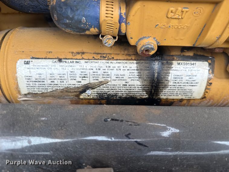 image for item EG8841 2007 Peterbilt 357 tank truck