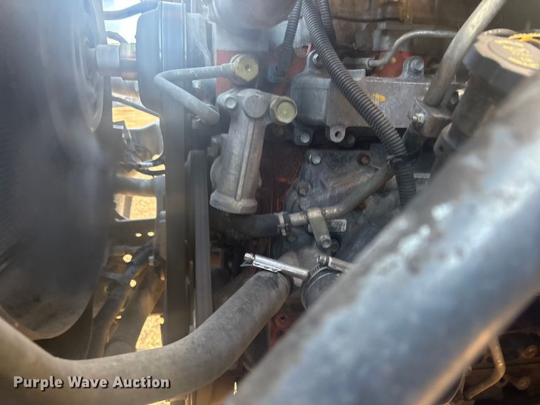 image for item EG8853 2007 Chevrolet C7500 utility / service truck