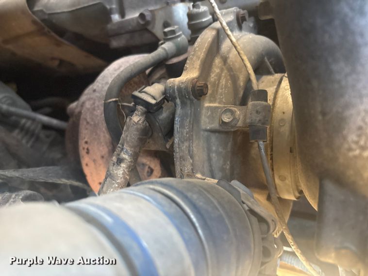 image for item EG8853 2007 Chevrolet C7500 utility / service truck