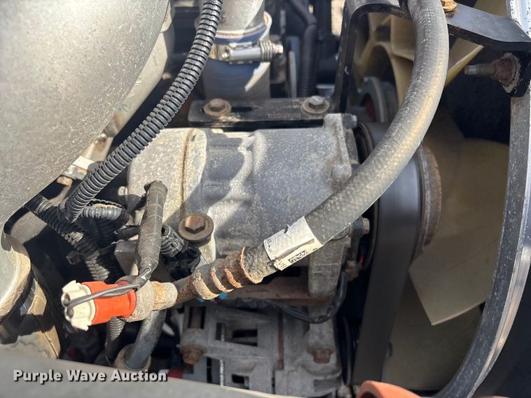 image for item EG8866 2016 Kenworth T3 Series utility / service truck