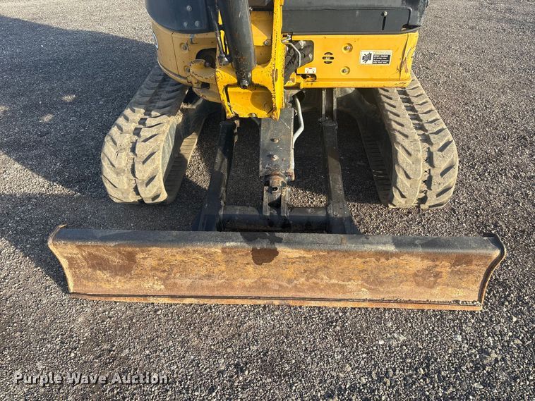 image for item EG8867 2014 John Deere 35D mini excavator