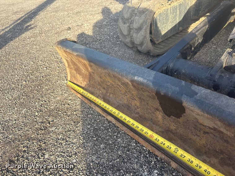 image for item EG8867 2014 John Deere 35D mini excavator