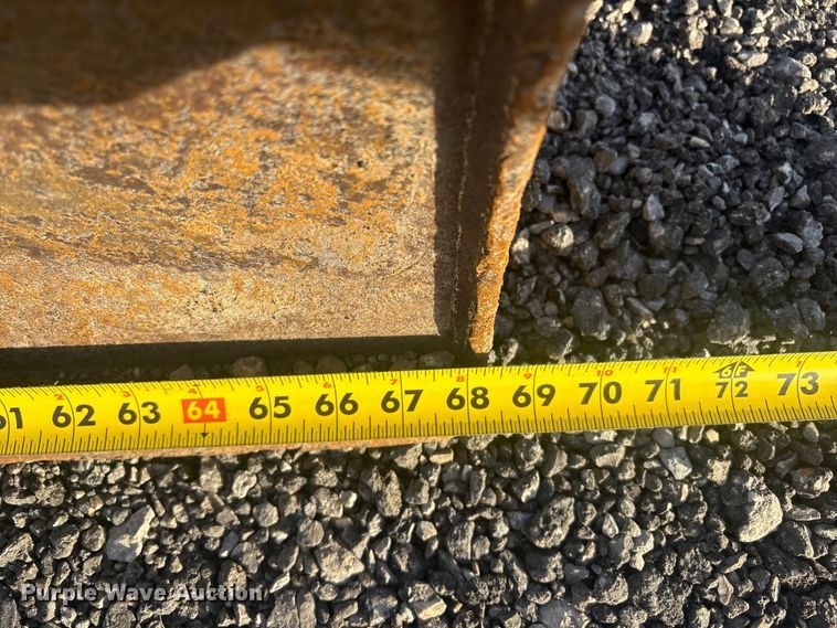 image for item EG8867 2014 John Deere 35D mini excavator