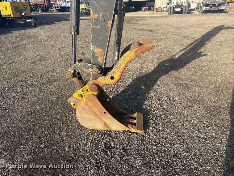 image for item EG8867 2014 John Deere 35D mini excavator