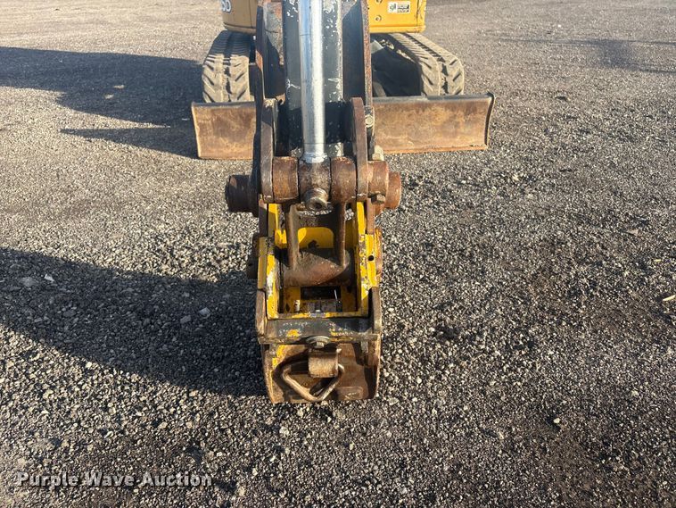 image for item EG8867 2014 John Deere 35D mini excavator