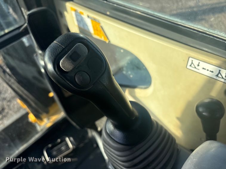 image for item EG8867 2014 John Deere 35D mini excavator