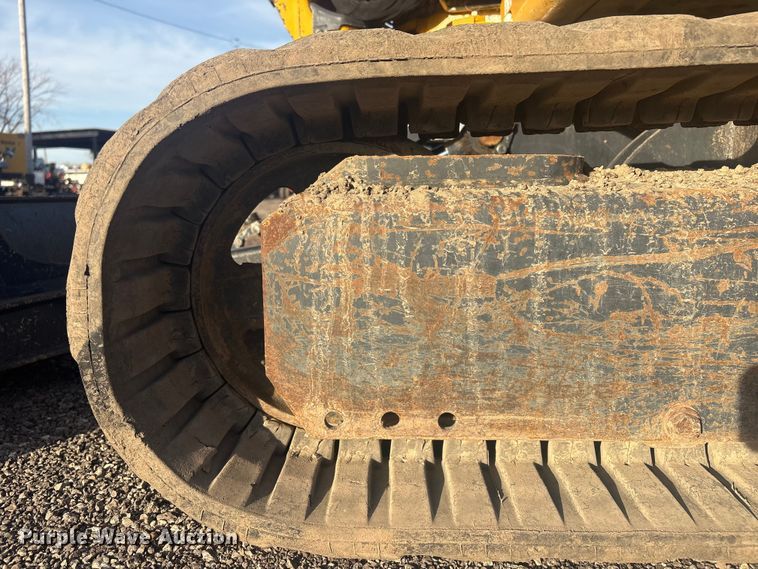 image for item EG8867 2014 John Deere 35D mini excavator