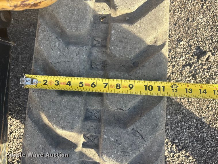 image for item EG8867 2014 John Deere 35D mini excavator