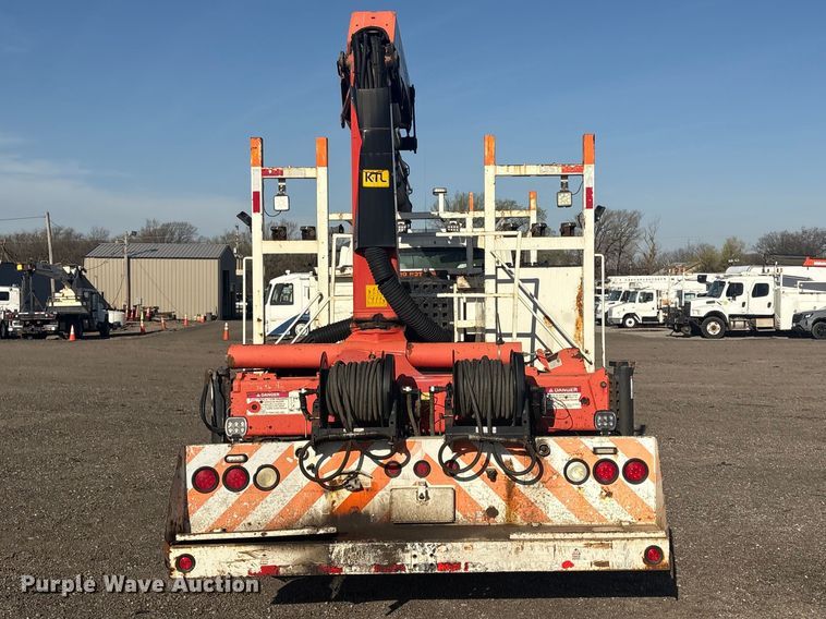 image for item EG8868 2011 International 7500 SBA crane truck