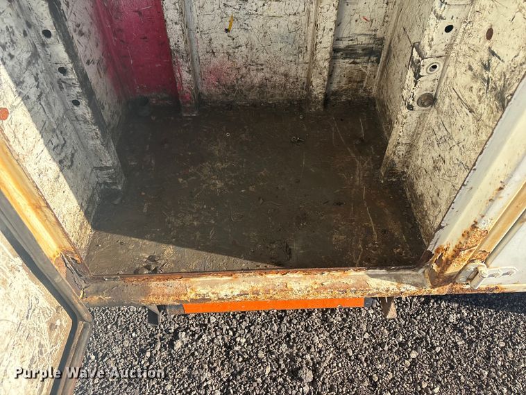 image for item EG8868 2011 International 7500 SBA crane truck