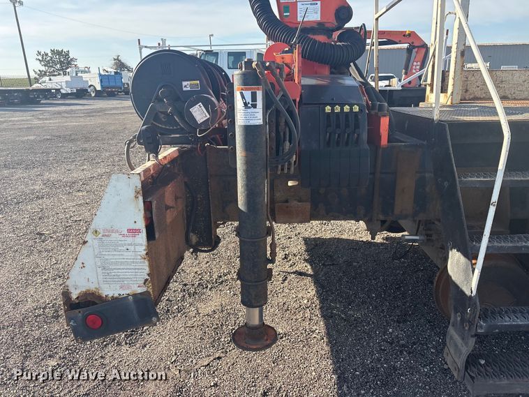 image for item EG8868 2011 International 7500 SBA crane truck